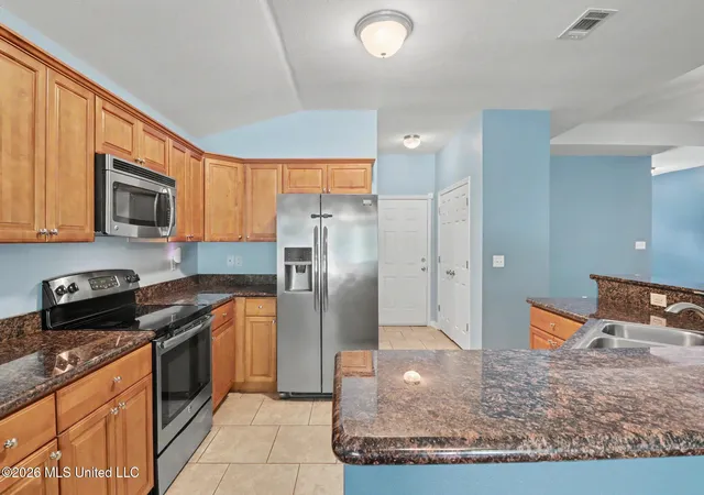 Photo 2 of Sale Pending at 13267 Willow Oak Cir, Gulfport, MS 39503 | MLS# 4153896 | Listing updated on 2026-09-12