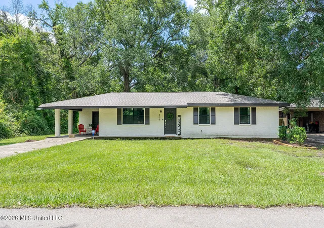 Homes for sale in Picayune, MS | 809 Jarrell St, Picayune, MS 39466 | MLS# 4153882