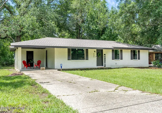 3rd image of 809 Jarrell St, Picayune, MS 39466 | MLS# 4153882