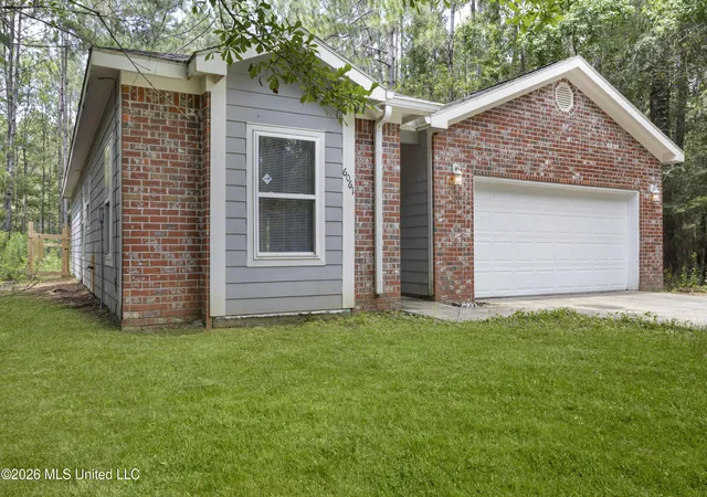 Homes for sale in Bay Saint Louis, MS | 6061 W Madison St, Bay Saint Louis, MS 39520 | MLS# 4154021