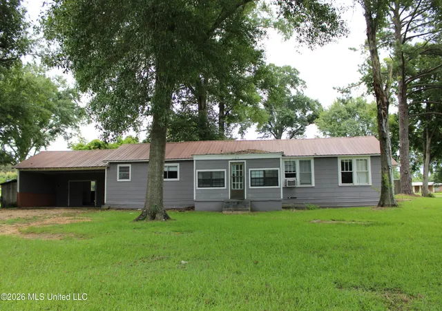 Homes for sale in Newhebron, MS | 105 Cherry Ave, Newhebron, MS 39140 | MLS# 4153914