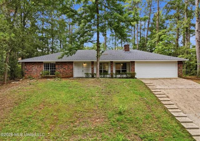 Homes for sale in Hattiesburg, MS | 3 Chalmett Pl, Hattiesburg, MS 39402 | MLS# 4153951