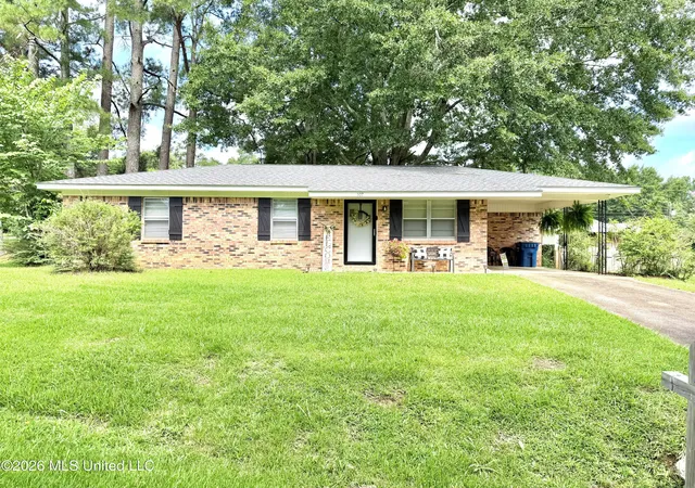 Homes for sale in Coffeeville, MS | 107 Longview Dr, Coffeeville, MS 38922 | MLS# 4154192