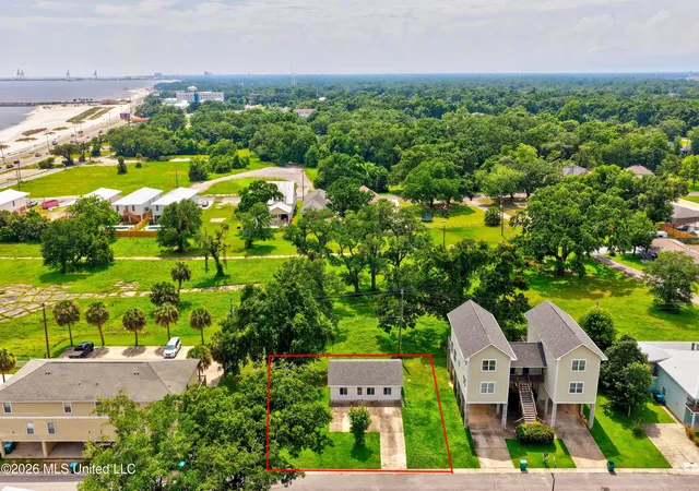 3rd image of 149 Markham Dr, Gulfport, MS 39507 | MLS# 4153929