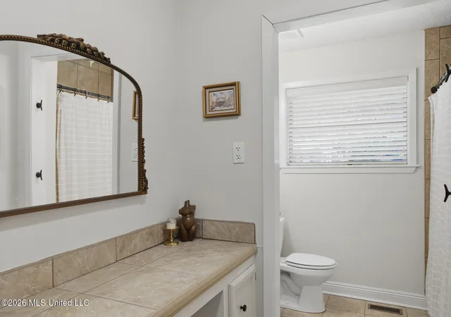 Homes for sale in Jackson, MS | 1806 Hillview Dr, Jackson, MS 39211 | MLS# 4154480