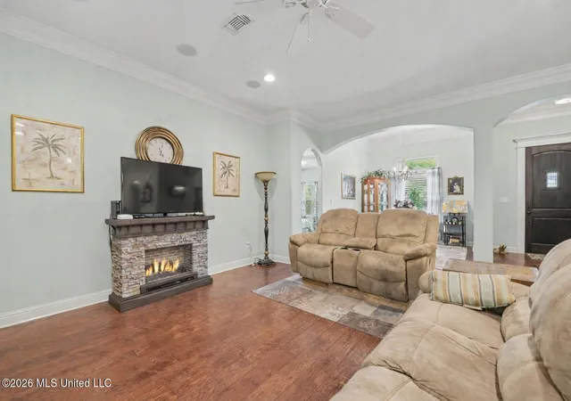 Homes for sale in Gautier, MS | 1800 Little Bend Pl, Gautier, MS 39553 | MLS# 4154747