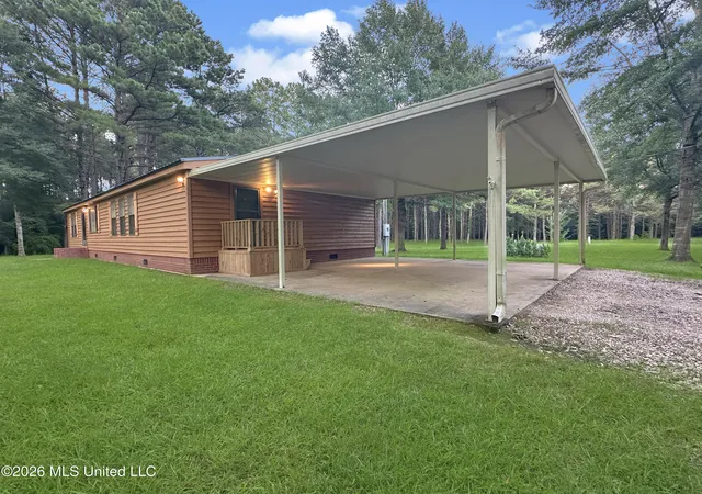 Homes for sale in Braxton, MS | 704 Pinola Braxton Rd, Braxton, MS 39044 | MLS# 4154172
