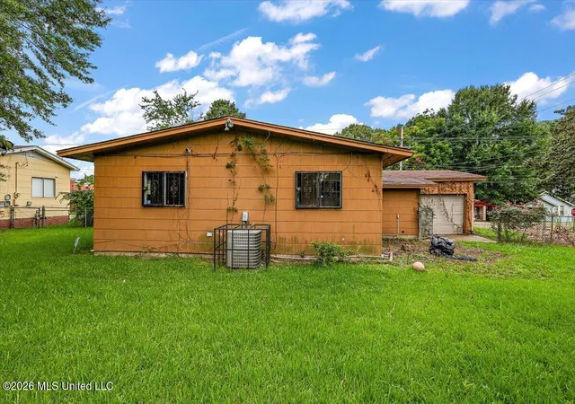 17th image of 718 George Washington Ave, Canton, MS 39046 | MLS# 4153974