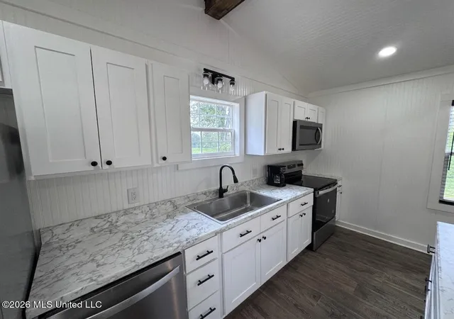 Homes for sale in Blue Mountain, MS | 2370 Cr-719, Blue Mountain, MS 38610 | MLS# 4153980