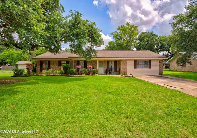 Photo 1 of Single family home for sale at 2318 Lynn Ave, Gulfport, MS 39503 | MLS# 4154097 | Listing updated on 2026-06-29