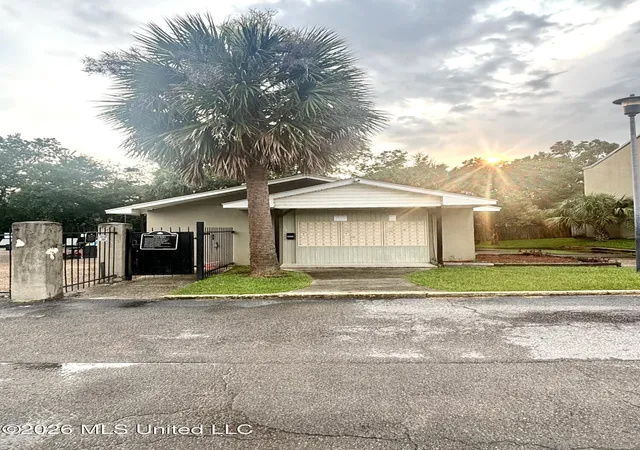 24th image of 1625 Martin Bluff Rd, Gautier, MS 39553 | MLS# 4153996