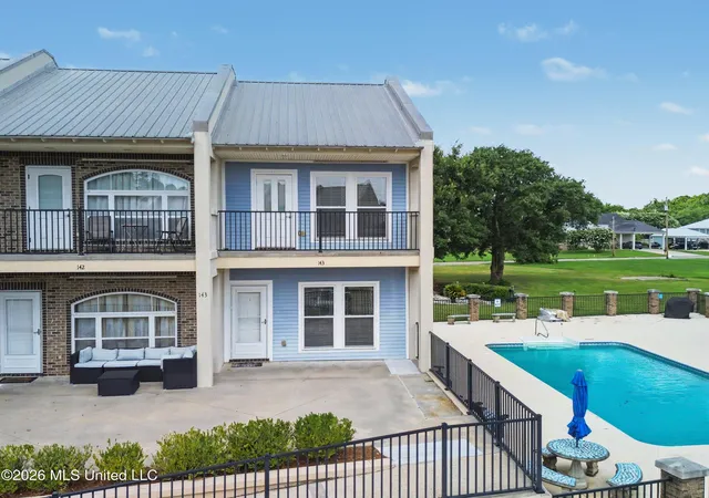 Homes for sale in Long Beach, MS | 548 W Beach Blvd, Long Beach, MS 39560 | MLS# 4154009