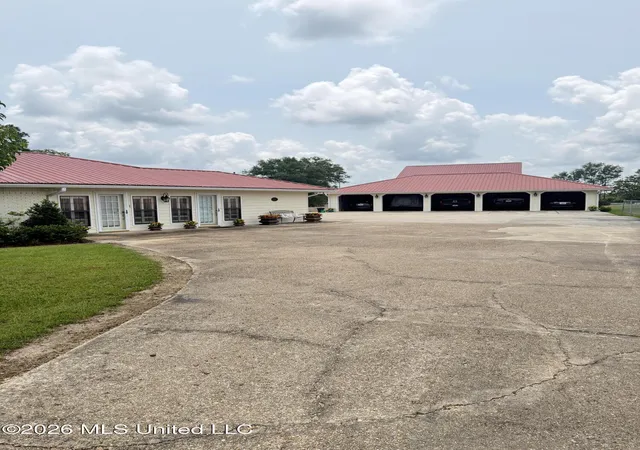 Homes for sale in Mc Comb, MS | 4018 Fernwood Rd, Mc Comb, MS 39648 | MLS# 4154012
