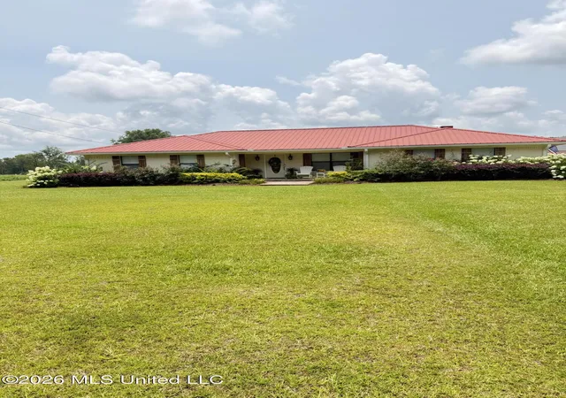 Homes for sale in Mc Comb, MS | 4018 Fernwood Rd, Mc Comb, MS 39648 | MLS# 4154012