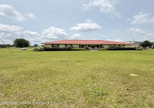 Homes for sale in Mc Comb, MS | 4018 Fernwood Rd, Mc Comb, MS 39648 | MLS# 4154012