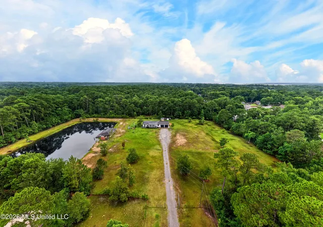 Photo 2 of Single family home for sale at 3015 Bonita Rd, Gautier, MS 39553 | MLS# 4154153 | Listing updated on 2026-08-06