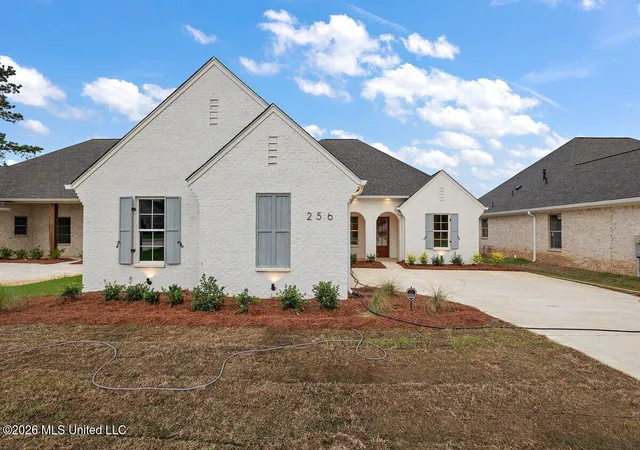 Homes for sale in Madison, MS | 256 Caroline Blvd, Madison, MS 39110 | MLS# 4154064