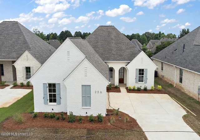 Photo 1 of Single family home for sale at 256 Caroline Blvd, Madison, MS 39110 | MLS# 4154064 | Listing updated on 2026-10-12