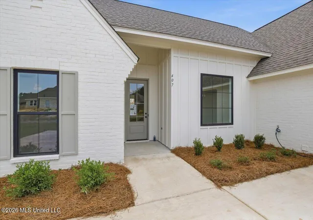 Photo 3 of Single family home for sale at 407 Old Maple Cvs, Madison, MS 39110 | MLS# 4157341 | Listing updated on 2026-08-07