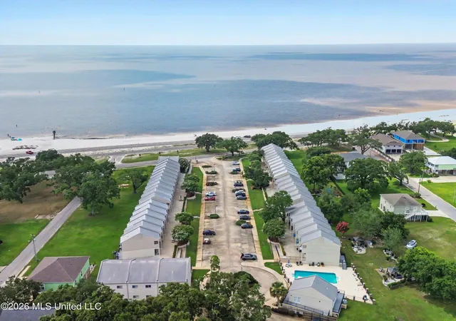 Photo 3 of Sale Pending at 548 W Beach Blvd, Long Beach, MS 39560 | MLS# 4154094 | Listing updated on 2026-09-01