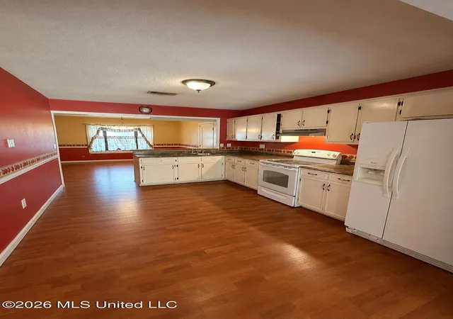 Homes for sale in Lucedale, MS | 125 Tara Ln, Lucedale, MS 39452 | MLS# 4154075