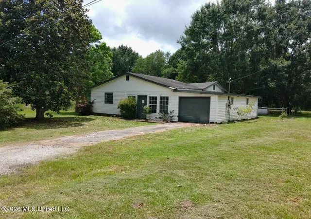 Homes for sale in Moss Point, MS | 15227 Charles Williams Rd, Moss Point, MS 39562 | MLS# 4154089