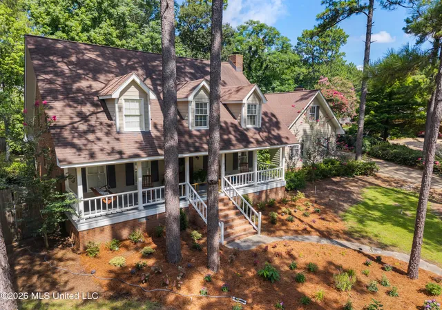 Homes for sale in Hattiesburg, MS | 2203 S 40th Ave, Hattiesburg, MS 39402 | MLS# 4154085