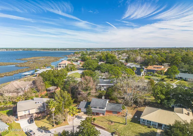 Photo 3 of Sale Pending at 414 Christi Ln, Biloxi, MS 39531 | MLS# 4154115 | Listing updated on 2026-09-16
