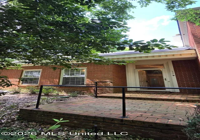 2nd image of 246 Eastbrooke St, Jackson, MS 39216 | MLS# 4154128