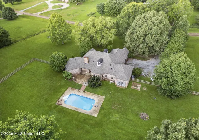 3rd image of 157 Lake Hill Dr, Flora, MS 39071 | MLS# 4154159