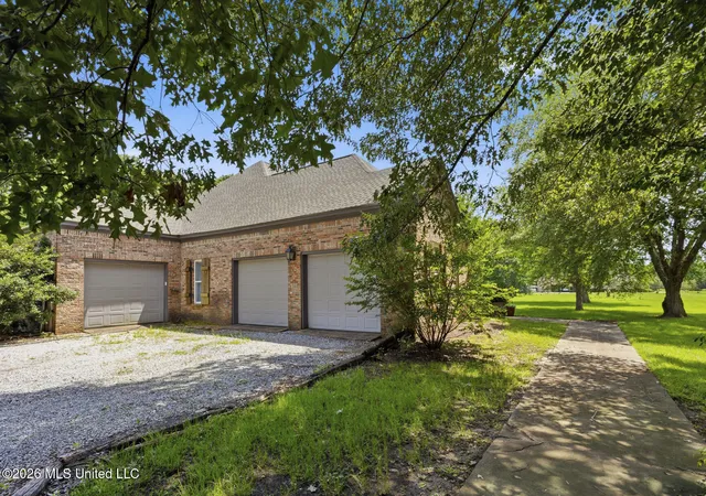 46th image of 157 Lake Hill Dr, Flora, MS 39071 | MLS# 4154159