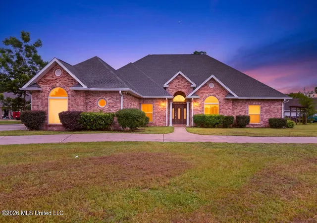 Homes for sale in Saucier, MS | 18241 E Robinwood East Dr, Saucier, MS 39574 | MLS# 4154169