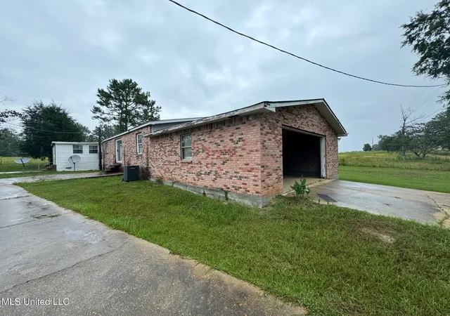 Homes for sale in Jayess, MS | 7 Willie Roberts Rd, Jayess, MS 39641 | MLS# 4154180