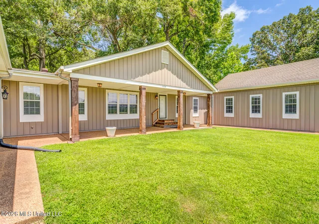 Homes for sale in Sardis, MS | 1114 Riverview Rd, Sardis, MS 38666 | MLS# 4154183