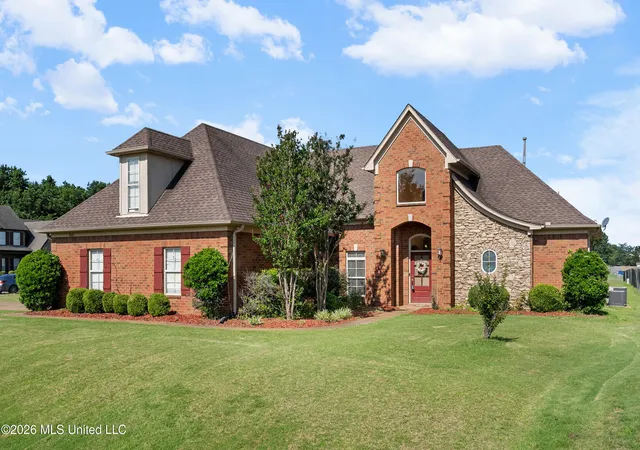 1st image of 8061 Falcon Dr, Olive Branch, MS 38654 | MLS# 4154644