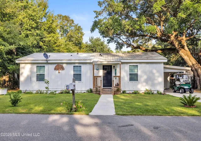 Photo 1 of Single family home for sale at 214 Simon Blvd, Ocean Springs, MS 39564 | MLS# 4154207 | Listing updated on 2026-08-06