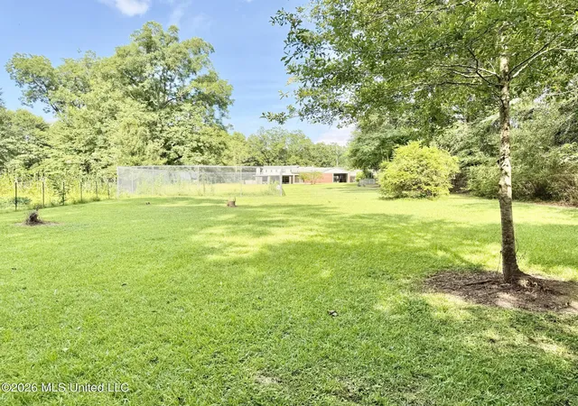 Homes for sale in Laurel, MS | 1640 Old Bay Springs Rd, Laurel, MS 39440 | MLS# 4154216