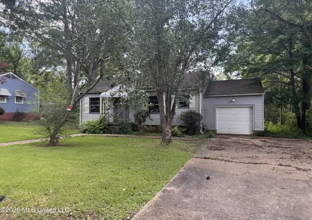 Photo 2 of Single family home for sale at 133 Creston Ave, Jackson, MS 39212 | MLS# 4154306 | Listing updated on 2026-08-26