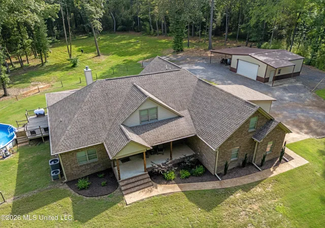 Homes for sale in Senatobia, MS | 8301 Browns Ferry Rd, Senatobia, MS 38668 | MLS# 4154329