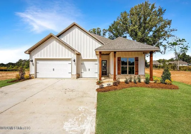 Homes for sale in Clinton, MS | 202 Saratoga Springs Ave, Clinton, MS 39056 | MLS# 4154585