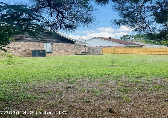 Homes for sale in Byram, MS | 171 Riverbend Dr, Byram, MS 39272 | MLS# 4154302