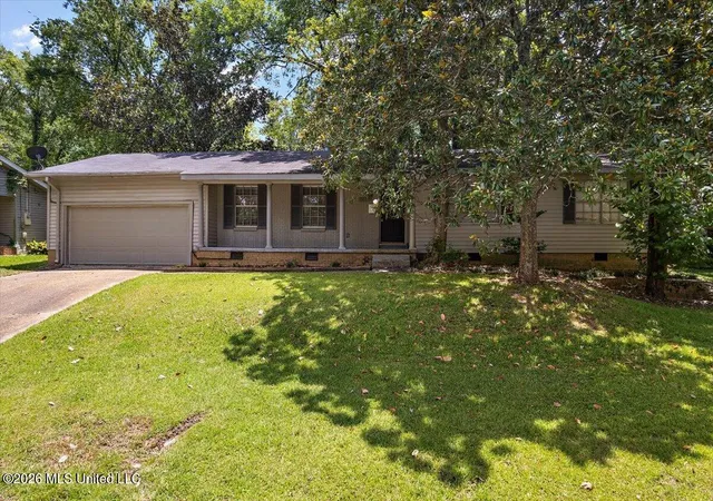 Photo 1 of Sale Pending at 1633 Winchester St, Jackson, MS 39211 | MLS# 4155133 | Listing updated on 2026-09-05