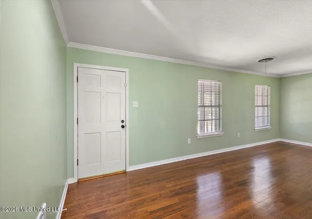 Photo 4 of Sale Pending at 1633 Winchester St, Jackson, MS 39211 | MLS# 4155133 | Listing updated on 2026-09-05