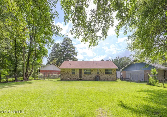 Photo 4 of Sale Pending at 253 Rutherford B Hayes Cir, Jackson, MS 39213 | MLS# 4154256 | Listing updated on 2026-08-30