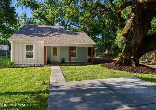 Photo 3 of Single family home for sale at 900 22nd Street, Gulfport, MS 39501 | MLS# 4154319 | Listing updated on 2026-09-15
