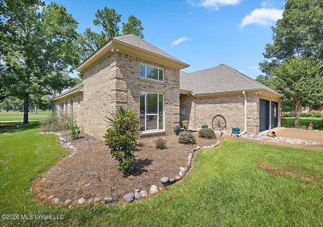 Homes for sale in Canton, MS | 514 S Deerfield Dr, Canton, MS 39046 | MLS# 4154584