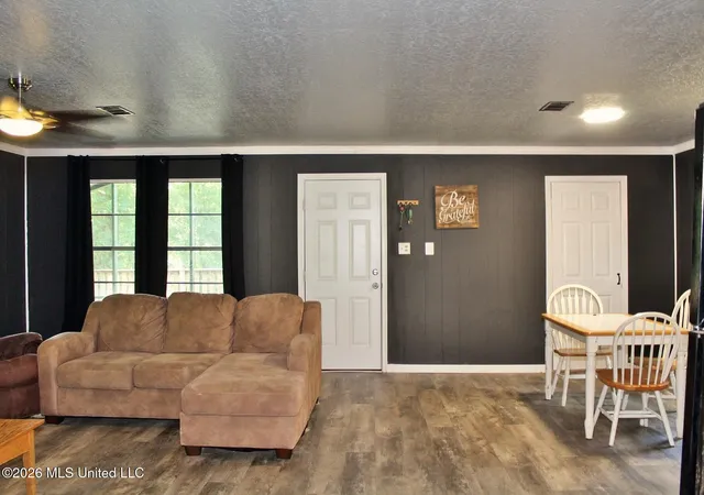 Homes for sale in Lucedale, MS | 109 Hickory Ln, Lucedale, MS 39452 | MLS# 4154555