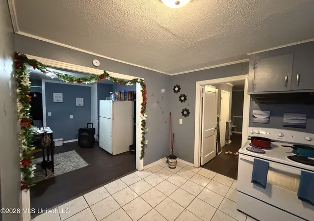 Photo 3 of Single family home for sale at 3544 Hines St, Jackson, MS 39212 | MLS# 4154371 | Listing updated on 2026-06-30
