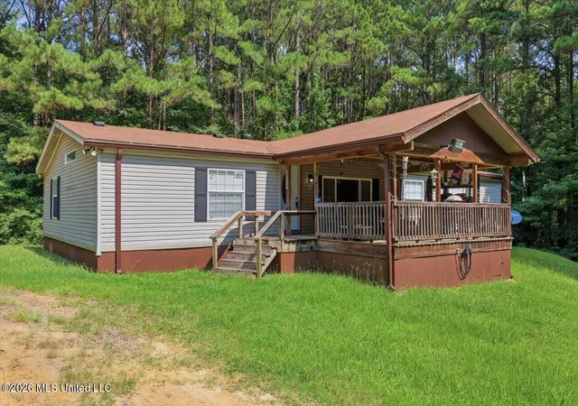 Photo 3 of Manufactured home for sale at 1733 Shiloh Rd, Brandon, MS 39042 | MLS# 4154496 | Listing updated on 2026-08-26