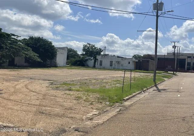 Photo 1 of Land for sale at E Chickasaw St, Brookhaven, MS 39601 | MLS# 4154537 | Listing updated on 2026-07-01